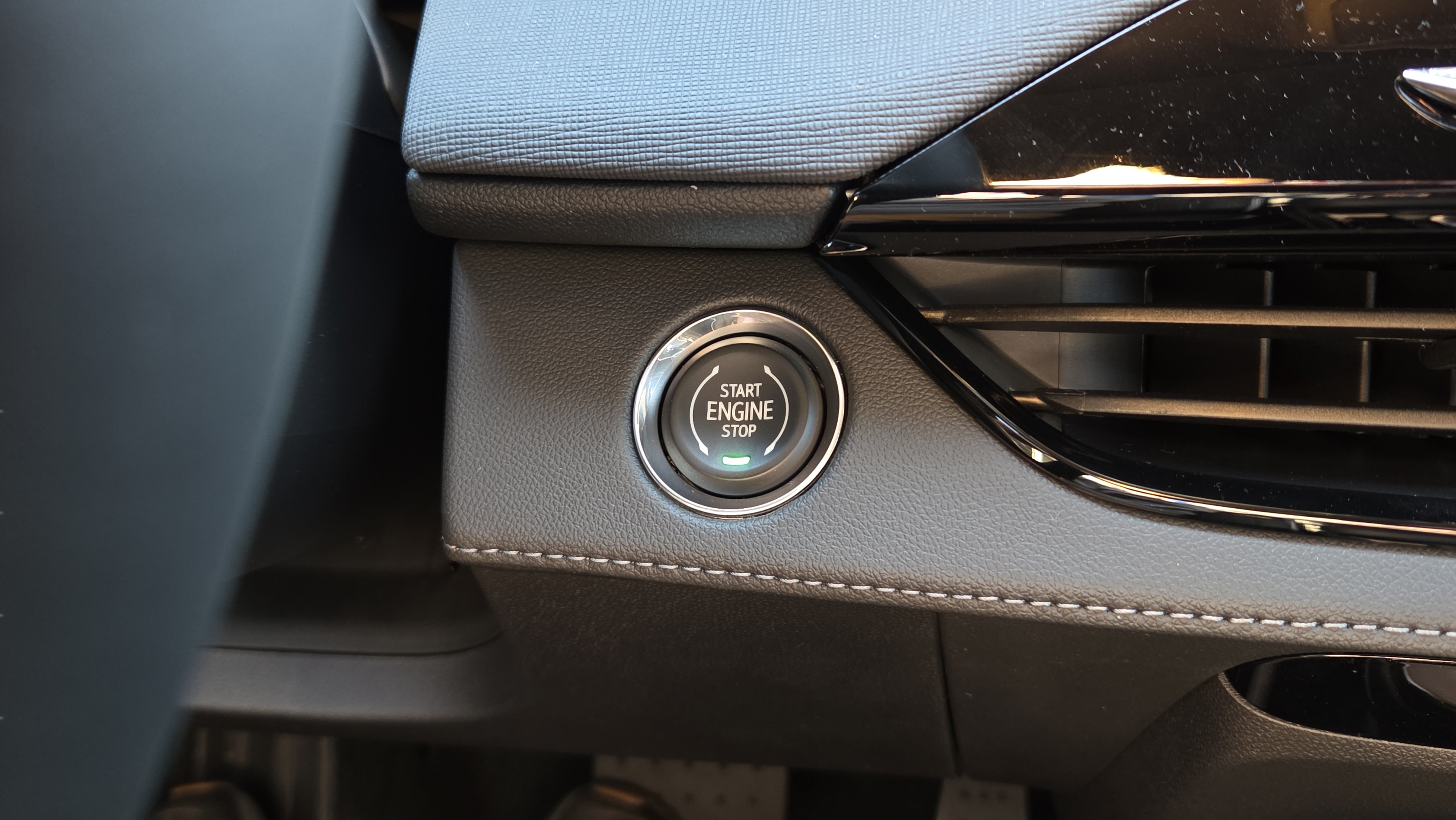 New 2026 Buick Enclave Sport Touring w/ Super Cruise Package FWD image 16