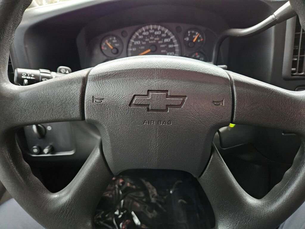 Used 2007 Chevrolet Express 2500 Extended image 18