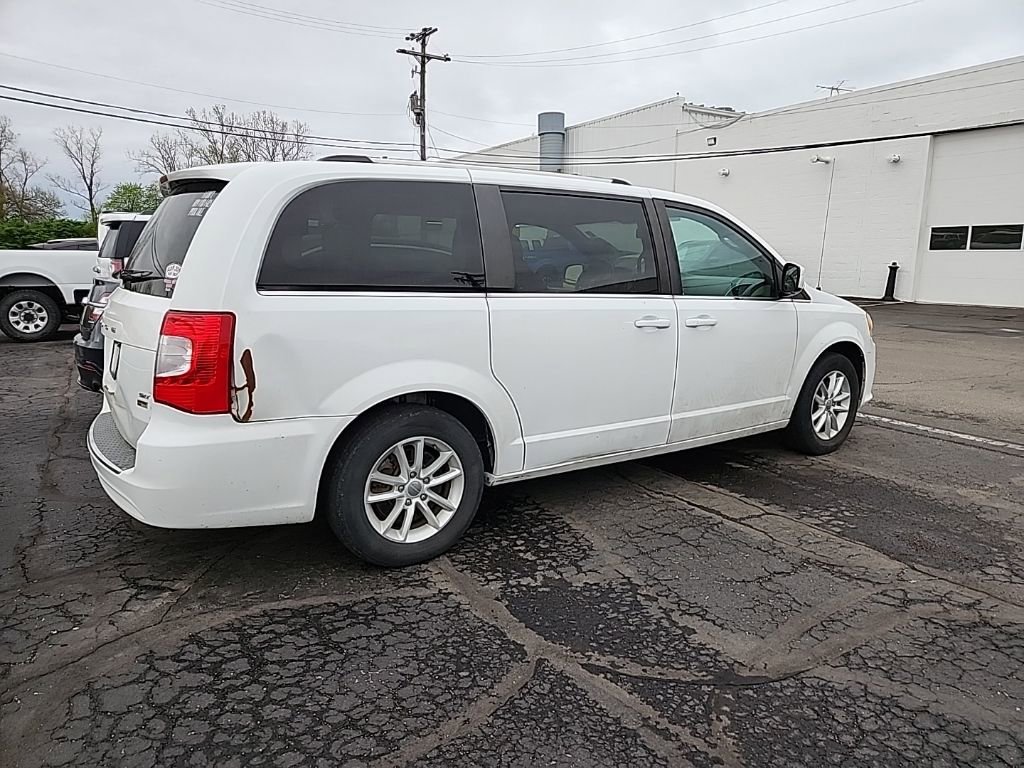 Used 2019 Dodge Grand Caravan SXT FWD image 5