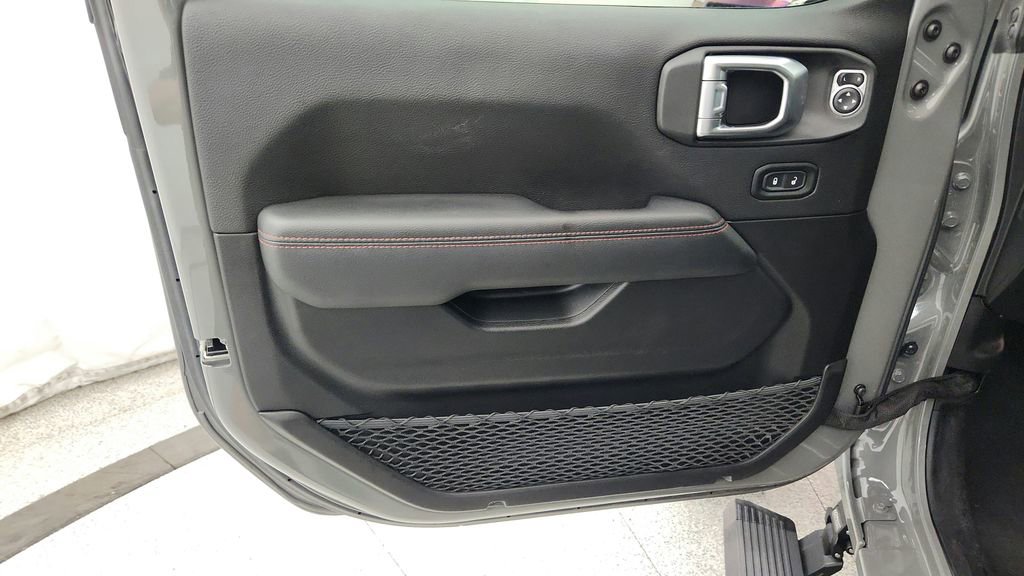 Used 2022 Jeep Gladiator Rubicon w/ LED Lighting Group image 31