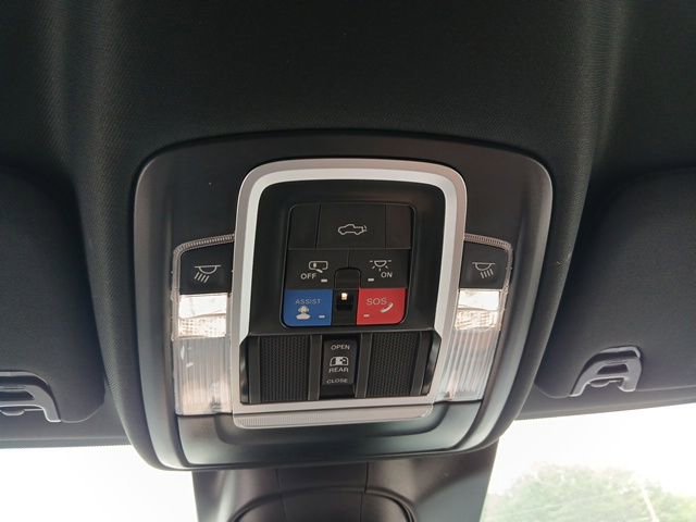 Used 2024 RAM 3500 Limited w/ Safety Group AWD/4WD image 43