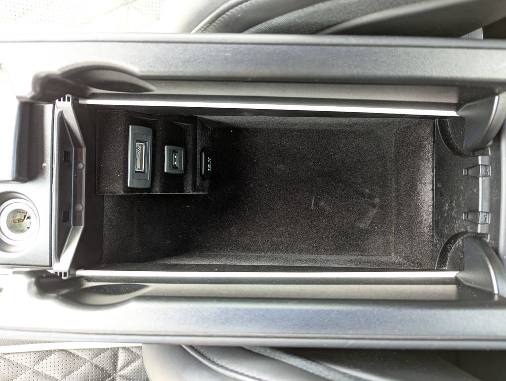 Used 2016 Mercedes-Benz SL 63 AMG image 32