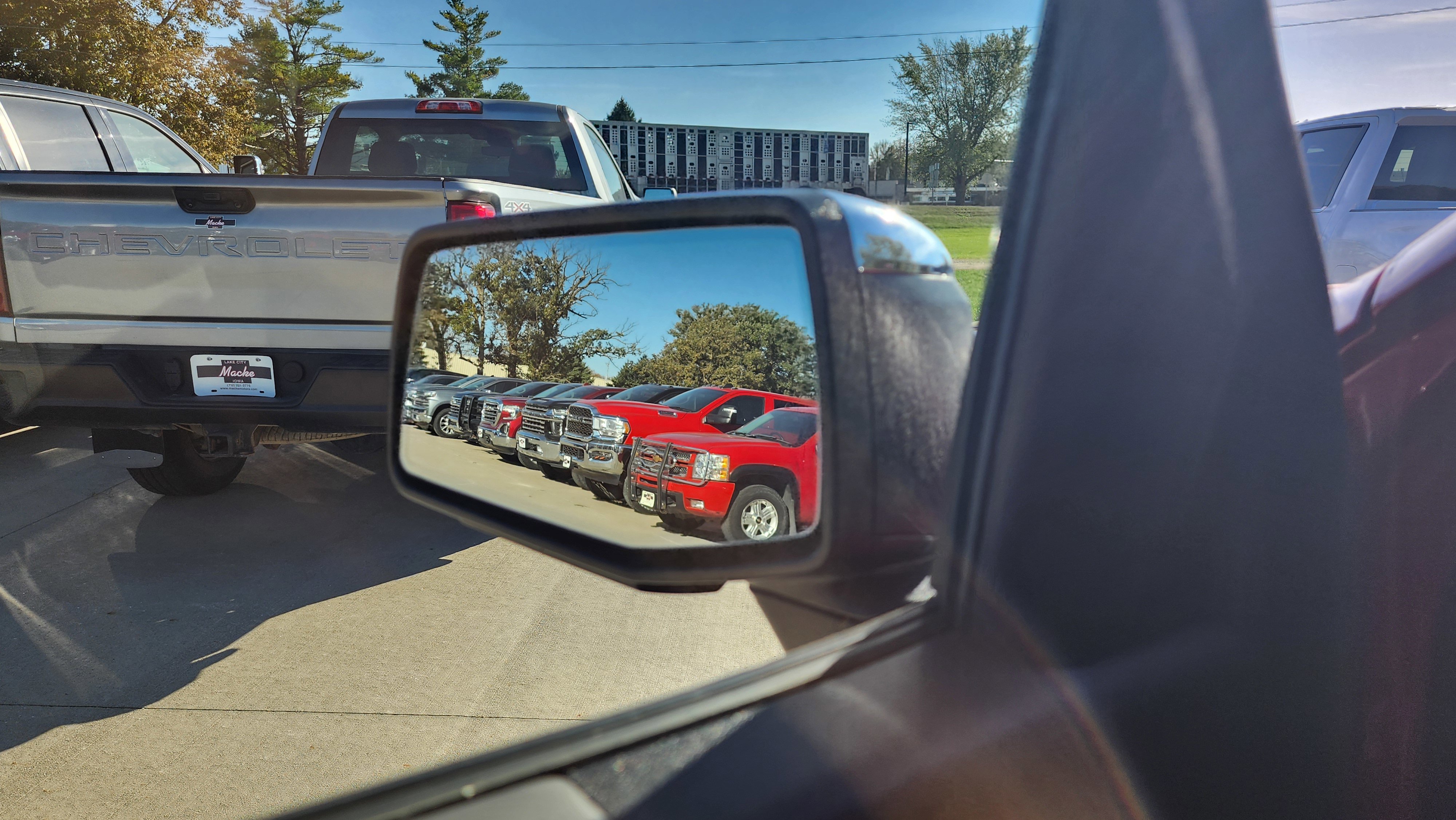 Certified 2025 Chevrolet Silverado 1500 LTZ w/ Z71 Off-Road Package image 10