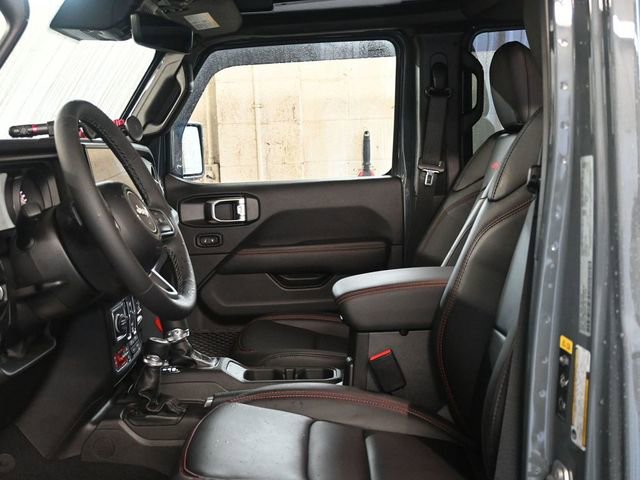Used 2025 Jeep Wrangler Unlimited Rubicon image 6