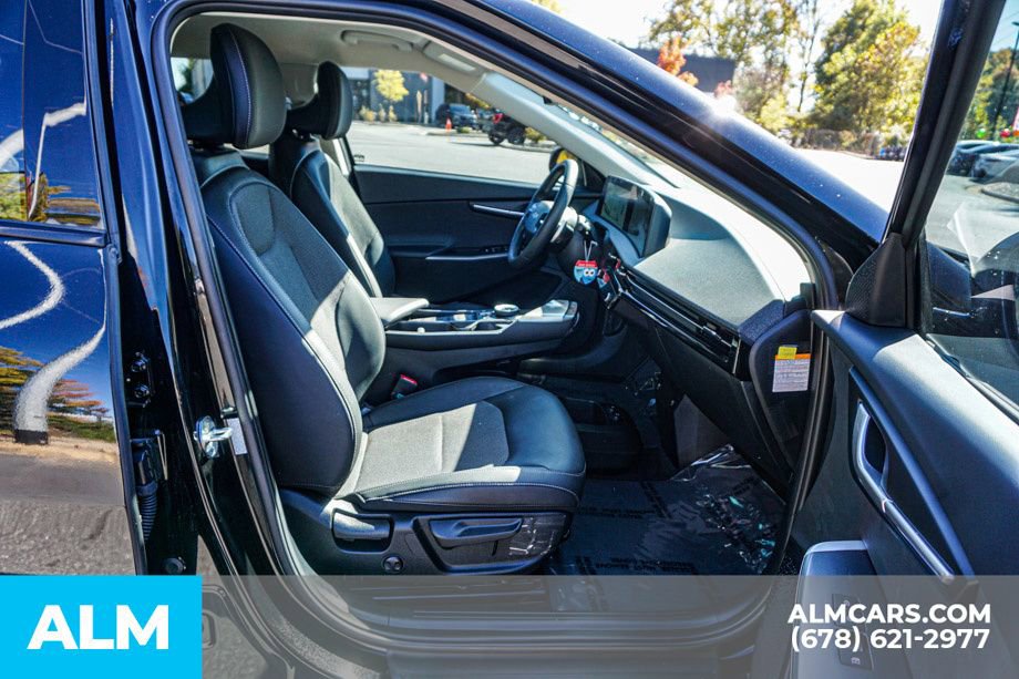 Used 2024 Kia EV6 Light image 23