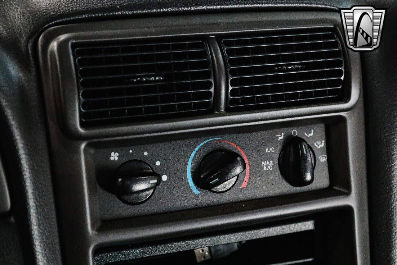 Used 2003 Ford Mustang GT image 22