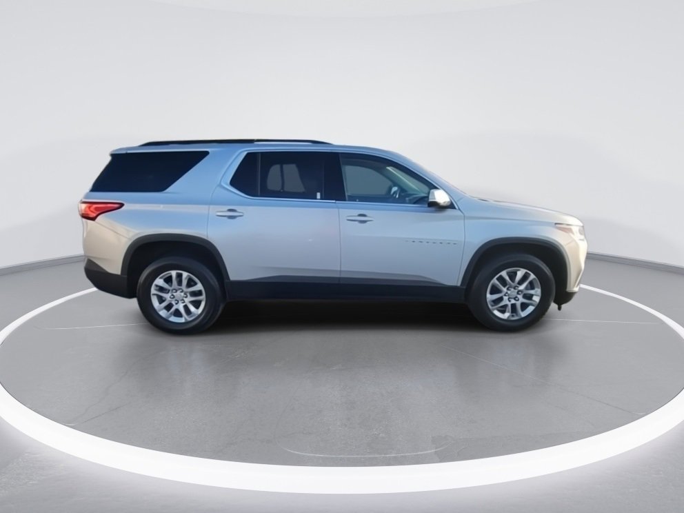 Used 2020 Chevrolet Traverse LT image 9