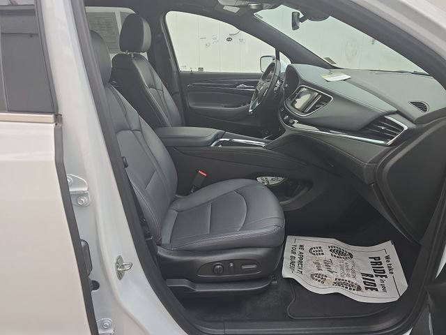 Used 2022 Buick Enclave Essence w/ LPO, Floor Liner Package image 36