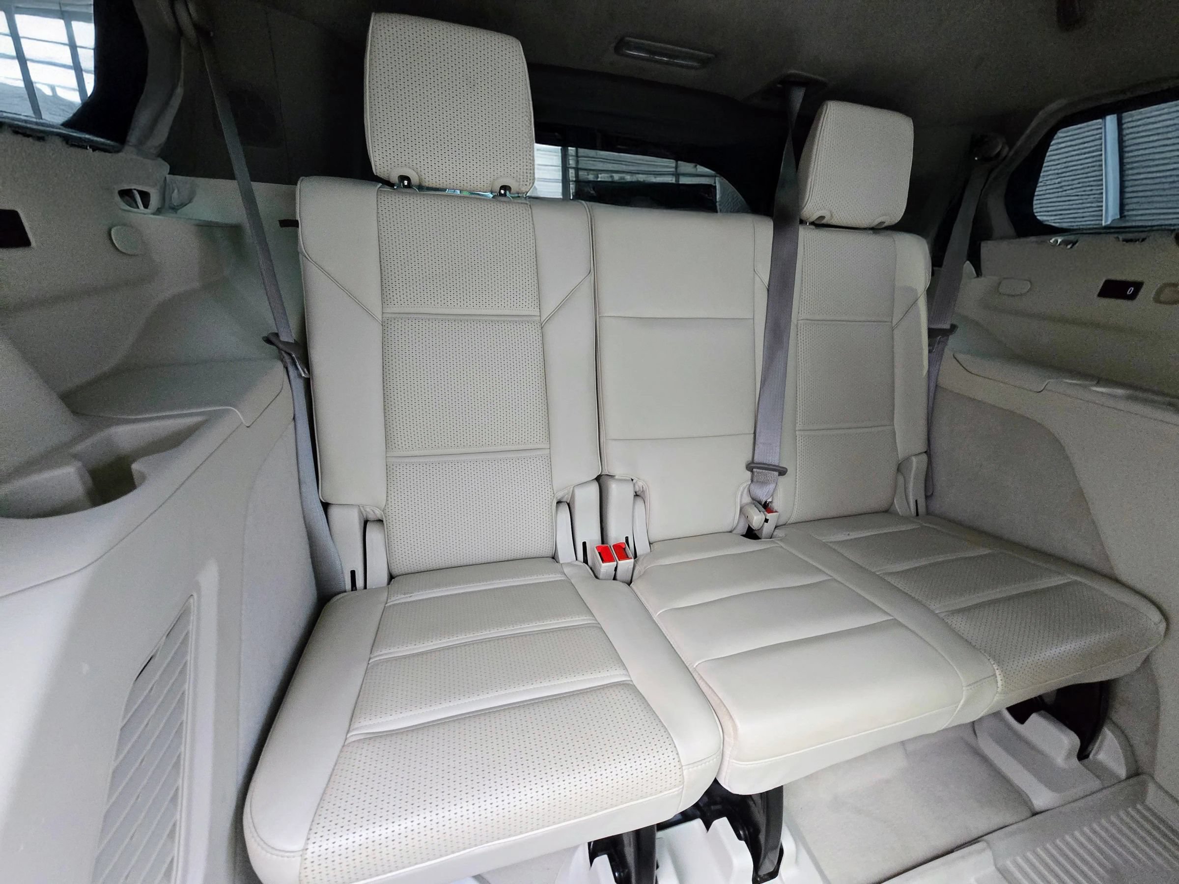 Used 2022 Cadillac Escalade Sport Platinum RWD image 15