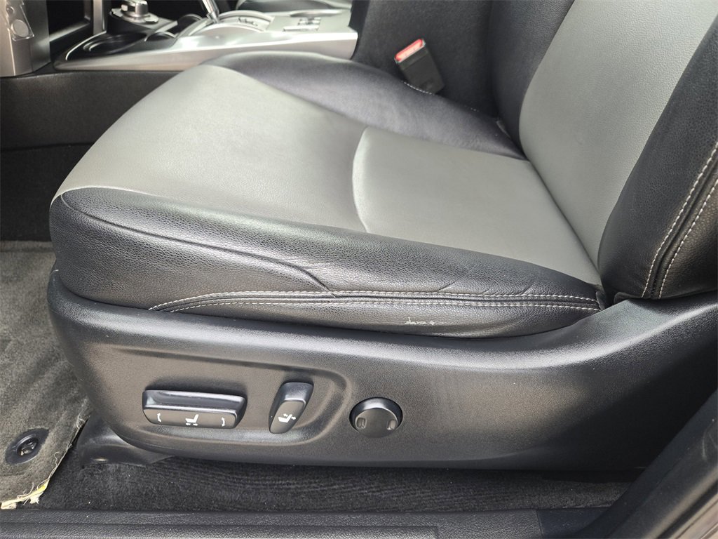 Used 2014 Toyota 4Runner SR5 Premium image 24