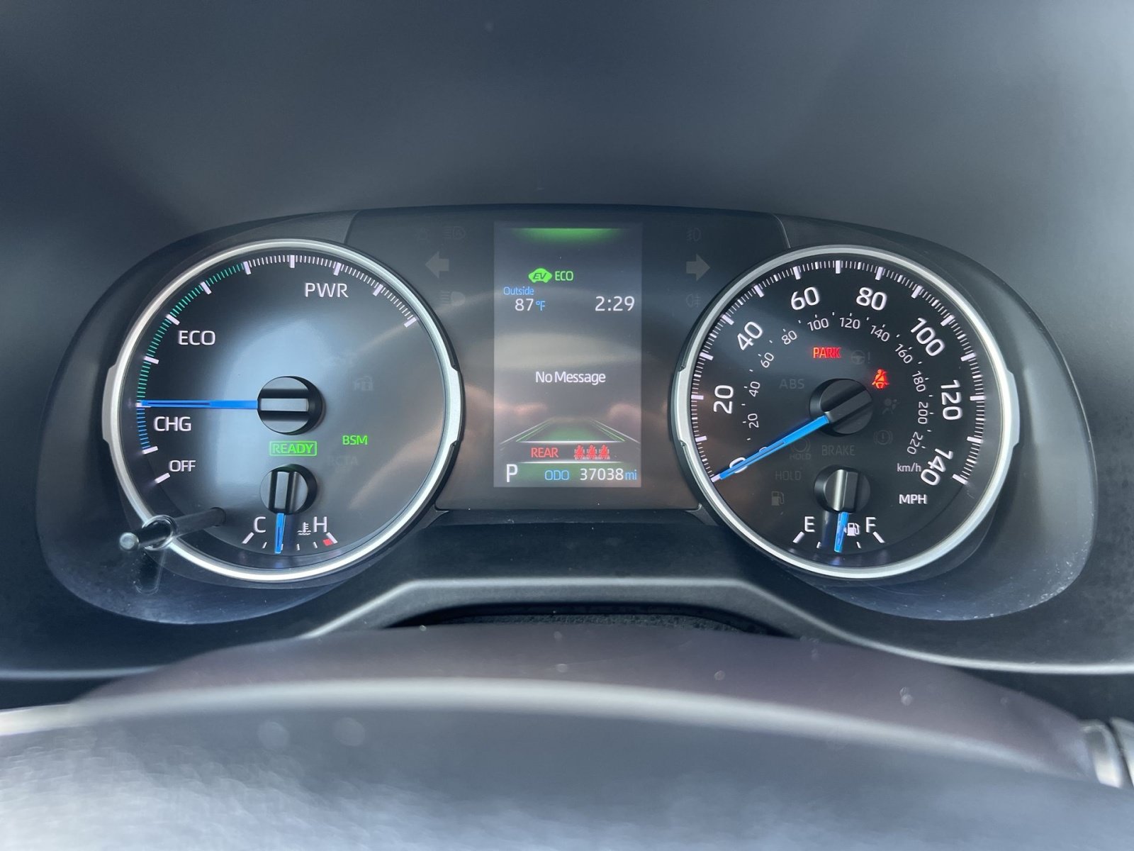 Used 2022 Toyota RAV4 XLE Premium AWD/4WD image 30