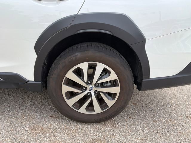 Certified 2025 Subaru Outback Premium w/ Popular Package #1A AWD/4WD image 17