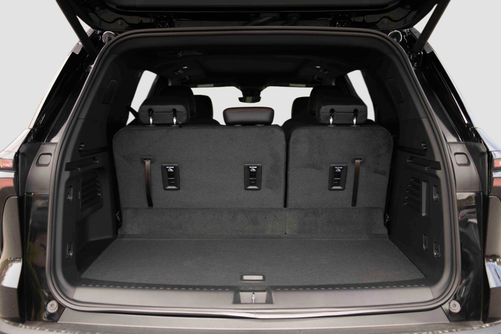 New 2026 Chevrolet Traverse Z71 w/ Enhanced Driving Package AWD/4WD image 7