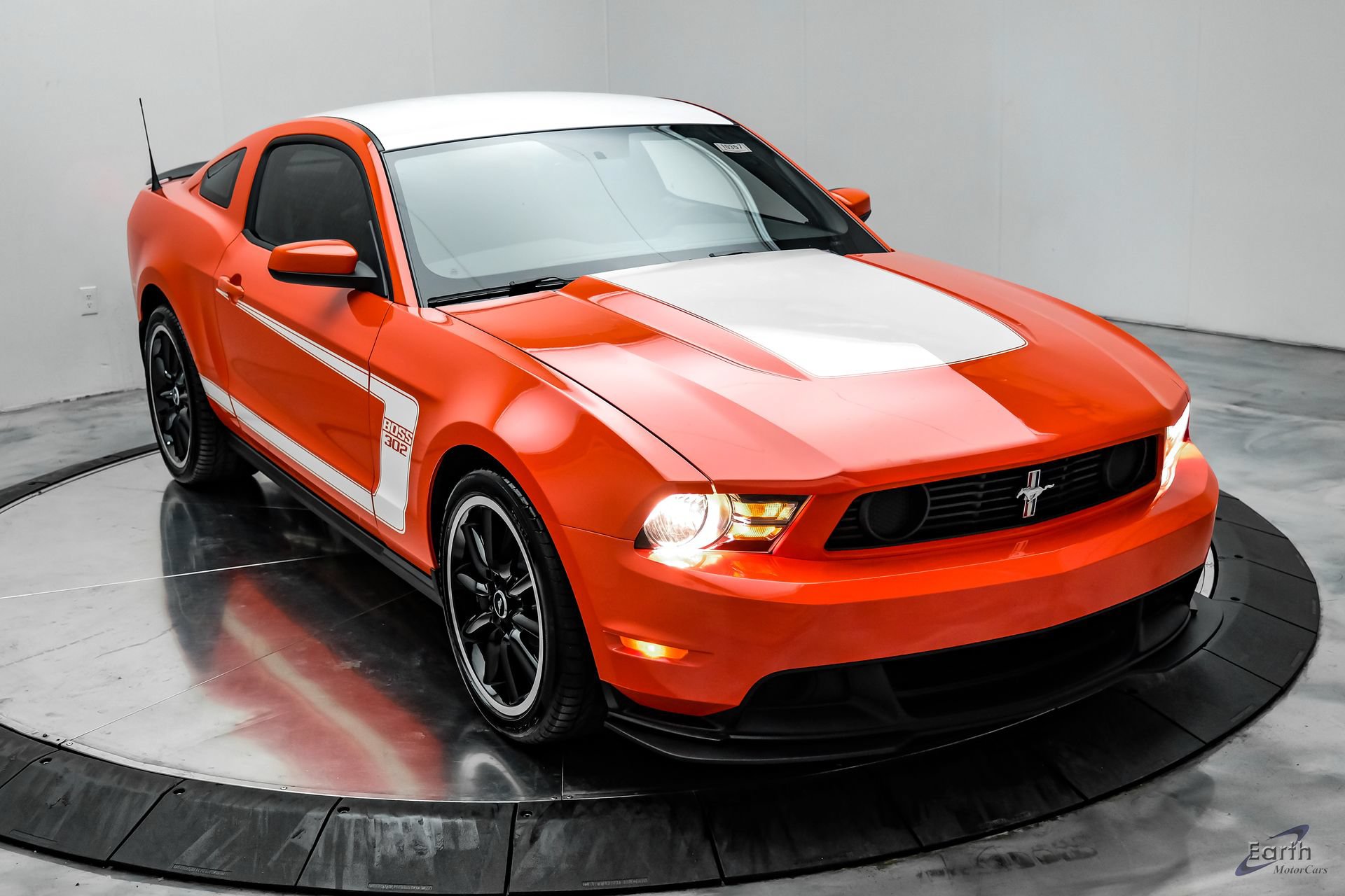 Used 2012 Ford Mustang Boss 302 w/ Boss 302 Accessory Pkg RWD image 24