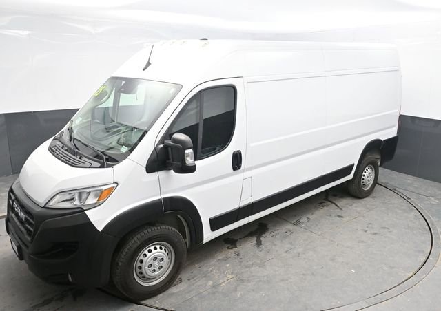 Used 2025 RAM ProMaster 2500 w/ Convenience Group image 25