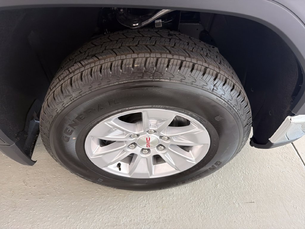 New 2026 GMC Sierra 1500 Pro w/ Pro Value Package AWD/4WD image 4