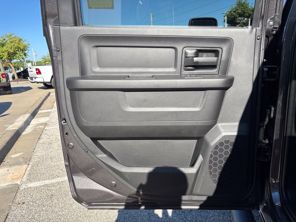 New 2027 RAM 3500 Tradesman AWD/4WD image 16