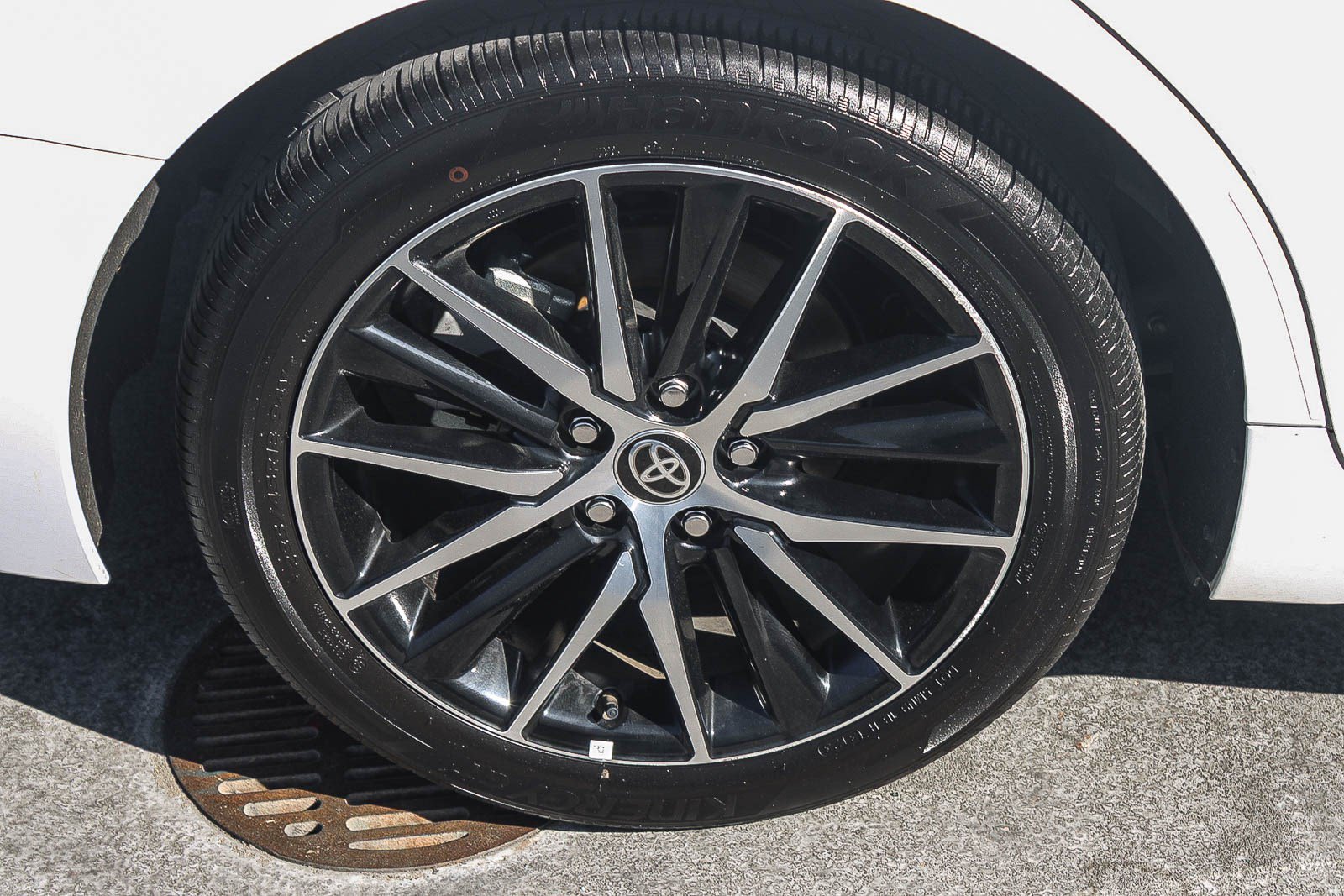 Certified 2024 Toyota Camry SE FWD image 12