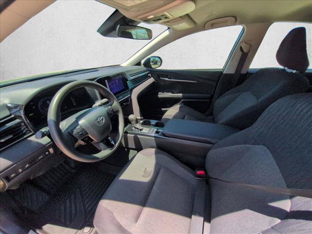 Used 2025 Toyota Camry LE FWD image 10
