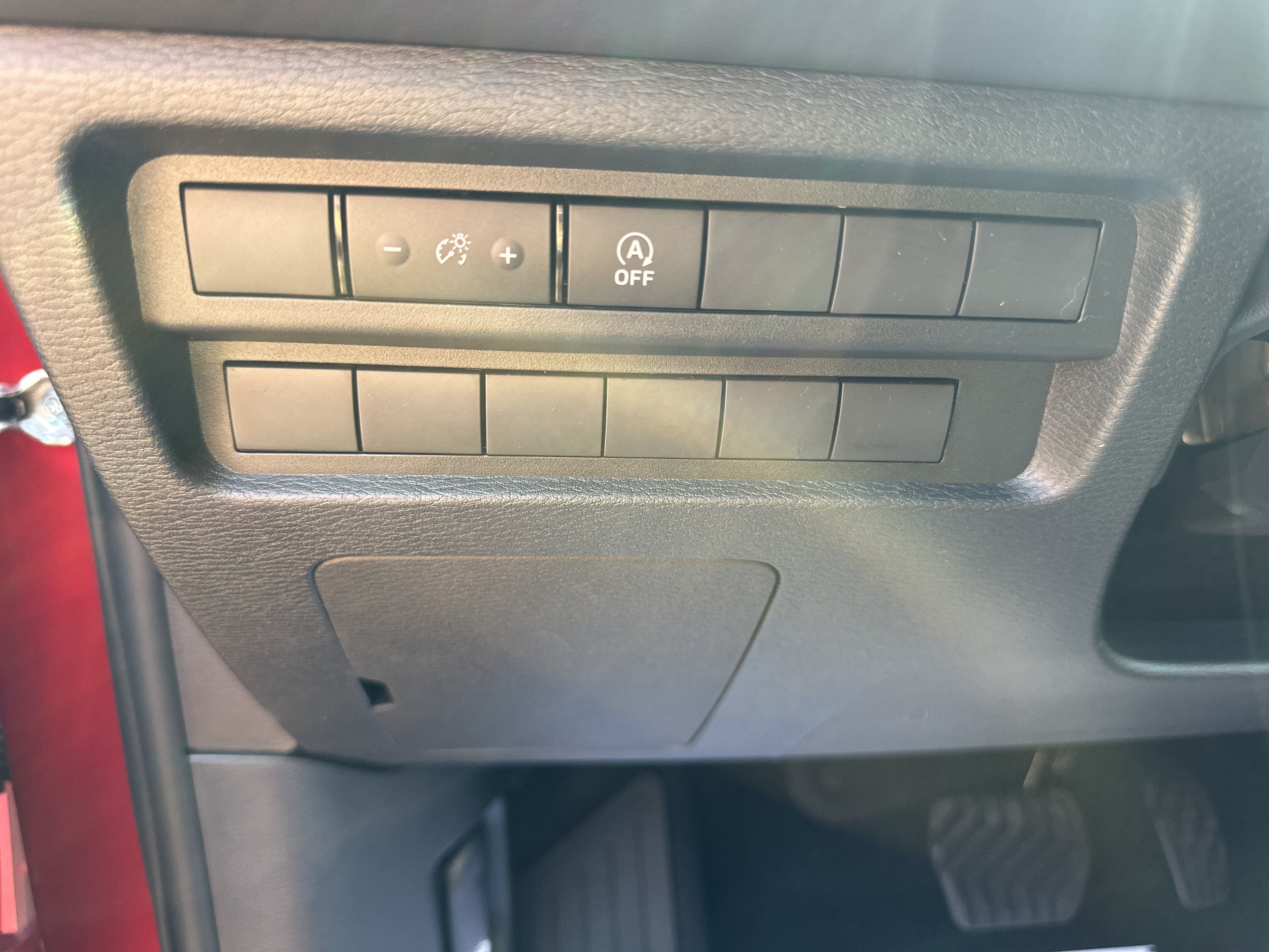 New 2026 Mitsubishi Outlander LE AWD/4WD image 10