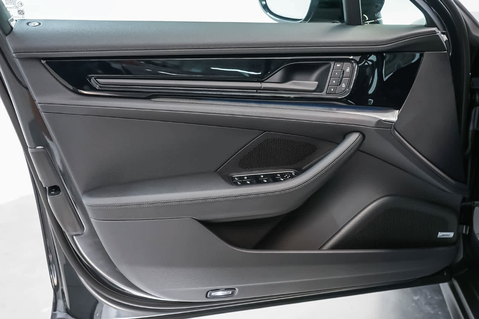 New 2026 Porsche Panamera RWD image 27