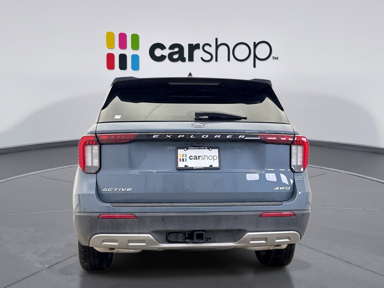 Used 2025 Ford Explorer Active w/ Active Comfort Package image 4