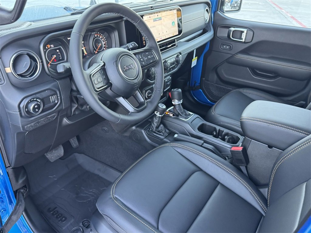 New 2025 Jeep Gladiator Sport image 13