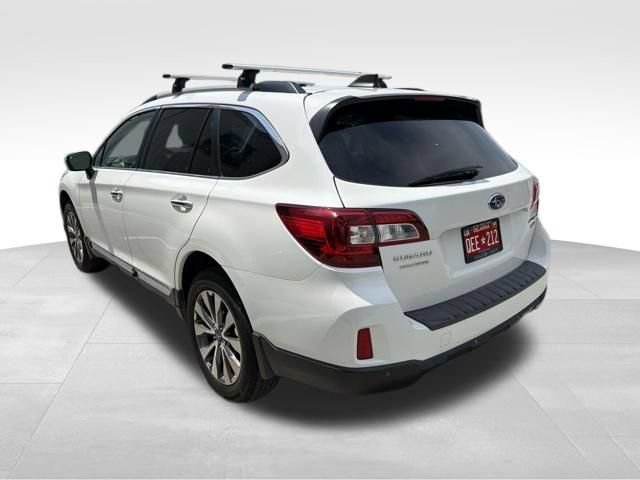 Used 2017 Subaru Outback 3.6R Touring w/ Popular Package #5A AWD/4WD image 5