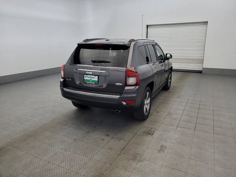 Used 2017 Jeep Compass High Altitude AWD/4WD image 9