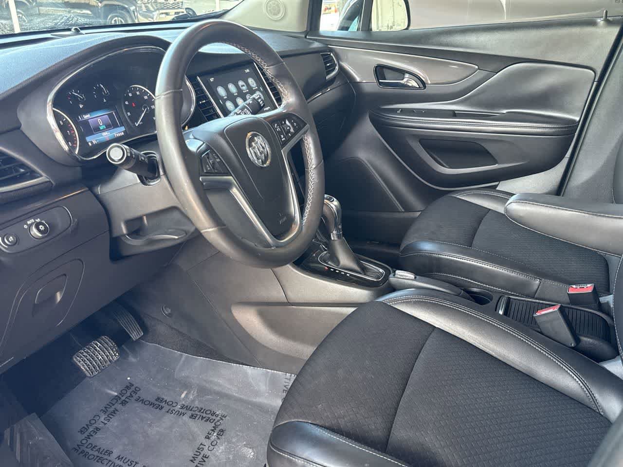 Used 2021 Buick Encore Preferred w/ Safety Package FWD image 13