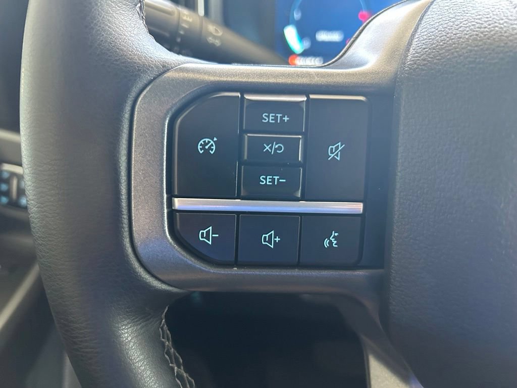 Used 2025 Ford F350 Lariat AWD/4WD image 50
