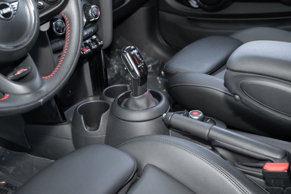 Used 2020 MINI Cooper S FWD image 29