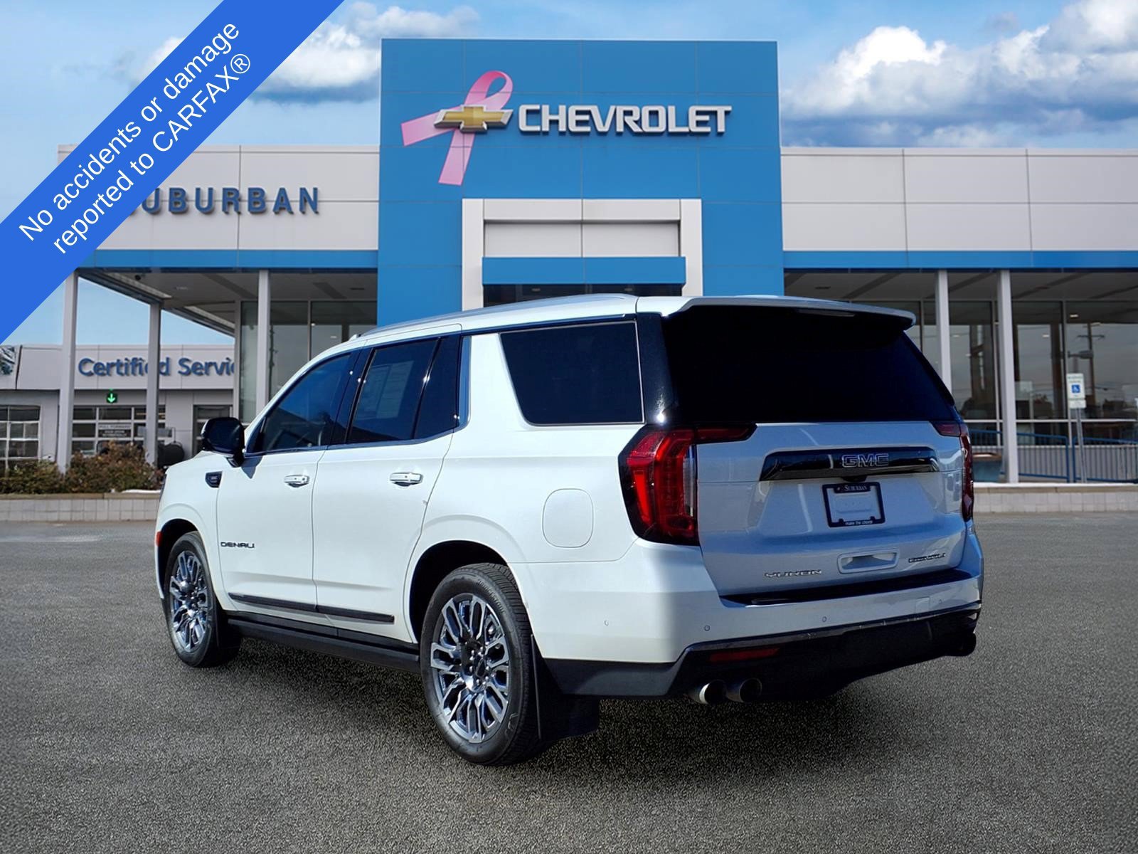 Used 2024 GMC Yukon Denali Ultimate AWD/4WD image 7