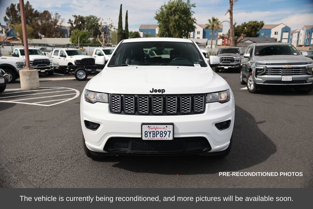 Used 2021 Jeep Grand Cherokee Laredo X image 9