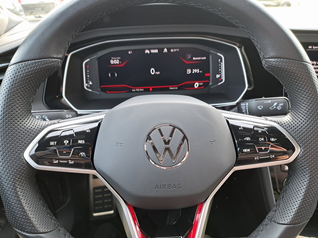 Used 2024 Volkswagen Jetta GLI 40th Anniversary Edition image 15