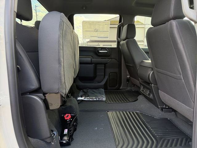 New 2026 Chevrolet Silverado 2500 Custom w/ Custom Value Package AWD/4WD image 32