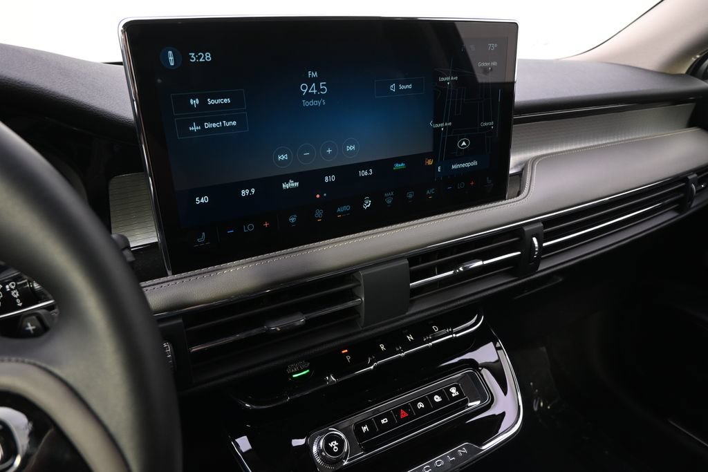 Used 2026 Lincoln Corsair Premiere AWD/4WD image 27