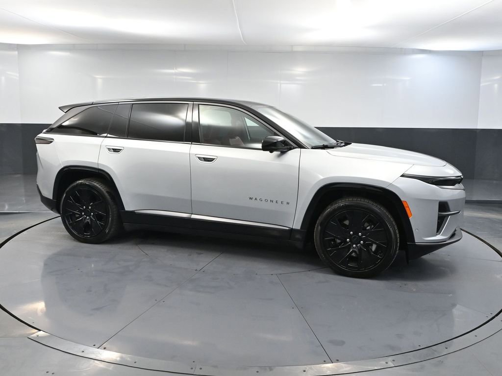 Used 2025 Jeep Wagoneer S Launch Edition image 4