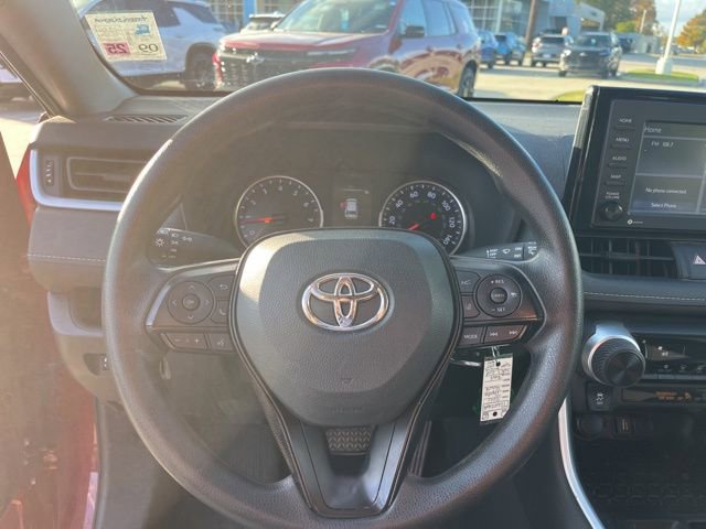 Used 2021 Toyota RAV4 LE FWD image 14