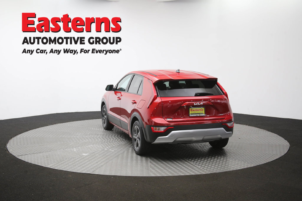 Used 2025 Kia Niro LX FWD image 65