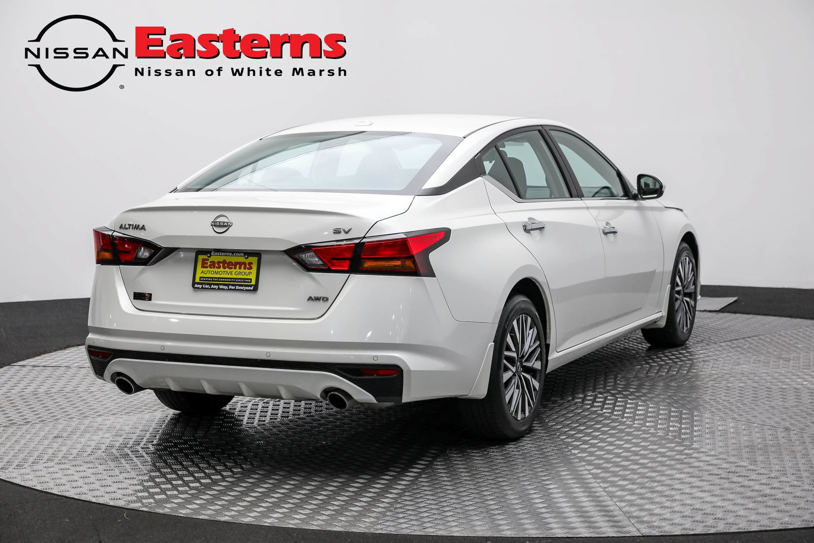Used 2024 Nissan Altima 2.5 SV w/ SV Premium Package AWD/4WD image 5