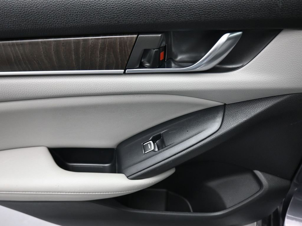 Used 2020 Honda Accord EX-L image 34