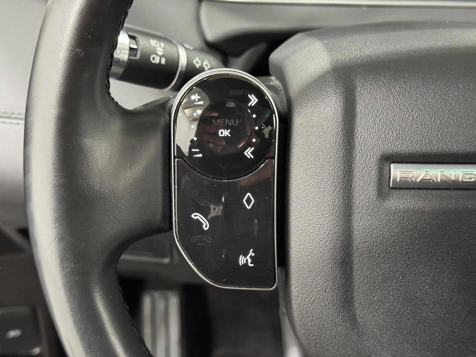 Used 2020 Land Rover Range Rover Evoque S image 30