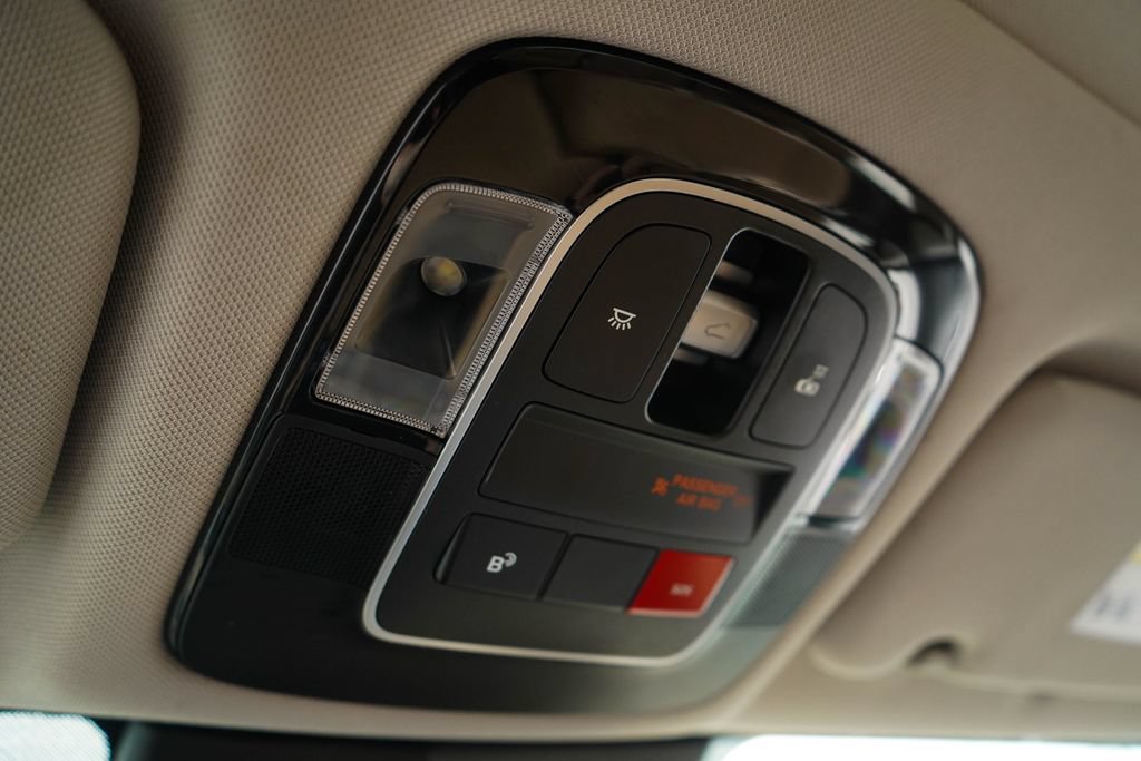 Used 2024 Hyundai Sonata Limited FWD image 11