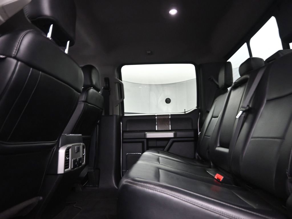 Used 2019 Ford F350 Lariat image 10