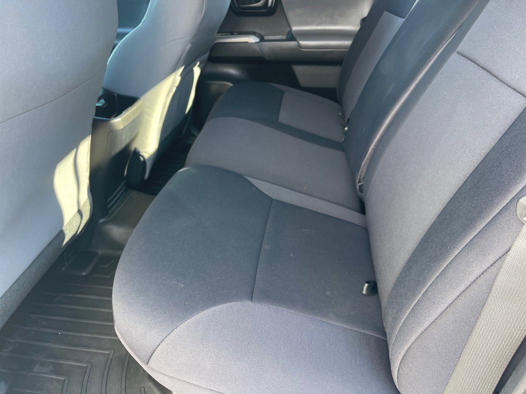 Used 2018 Toyota Tacoma SR5 image 12