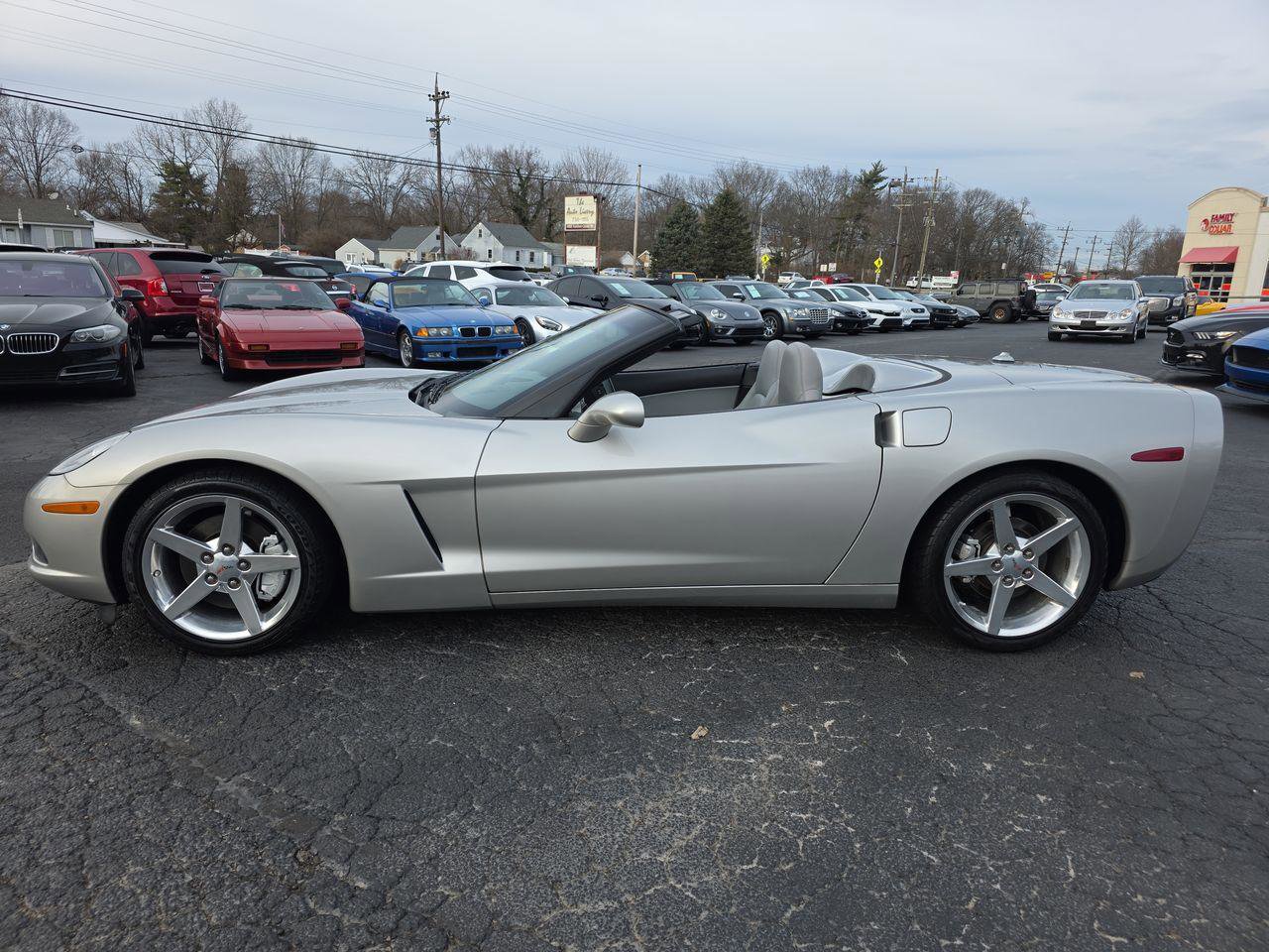 Used 2005 Chevrolet Corvette Convertible w/ Preferred Equipment Group image 19