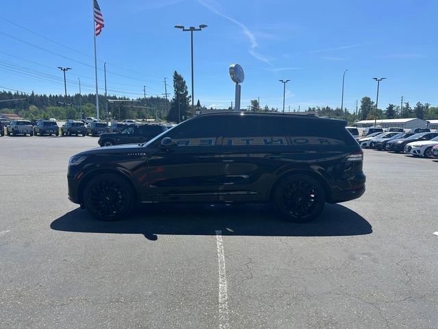 Used 2025 Lincoln Aviator Reserve w/ Luxury Package AWD/4WD image 5
