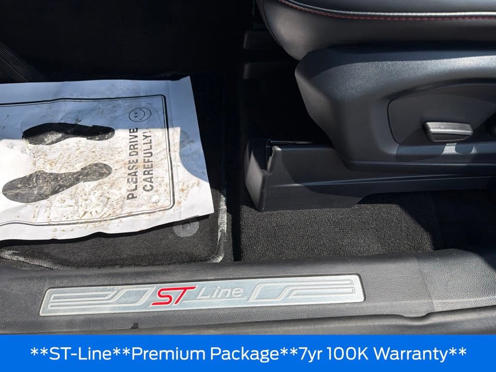 Used 2025 Ford Explorer ST-Line w/ Premium Package AWD/4WD image 24