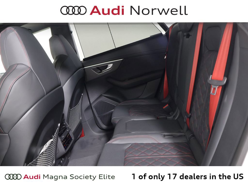 New 2026 Audi SQ8 Prestige image 25